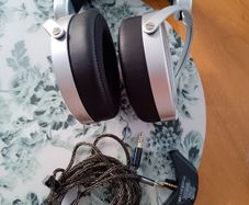 HiFi Man Deva Pro open back , Bluetooth version with cable balanced 4.4mm to balanced 3.5mm