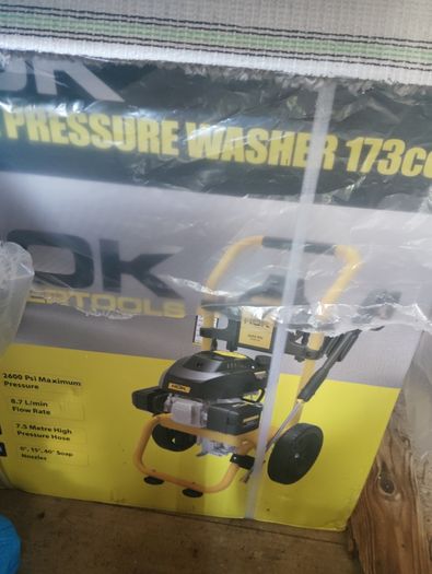 Rok power washer