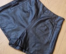 Zara Faux Leather Shorts - M