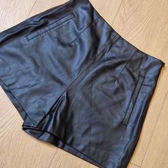 Zara Faux Leather Shorts - M