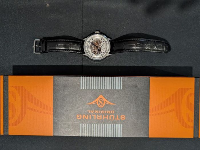 sturhling watch