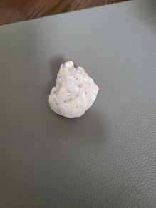Quartz crystal aura