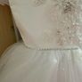 white dres Image 5