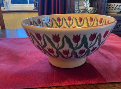 Nicholas Mosse Red Tulip vintage 9 inch diameter bowl