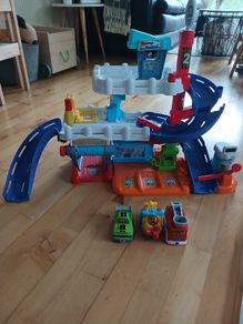 VTech Toot Toot Car Garage