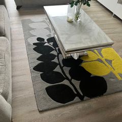 Rug