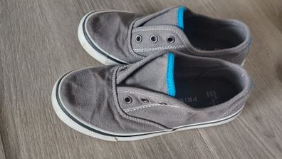 Trainers UK size 1 like new