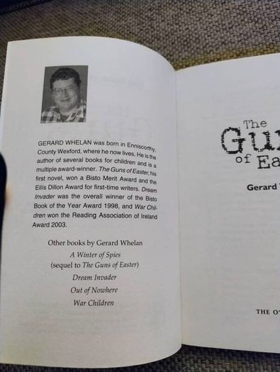 The Guns of Easter by Gerard Whelan 2016 in good condition with some signs of wear on the cover see photos FREE STANDARD POSTAGE INCLUDED