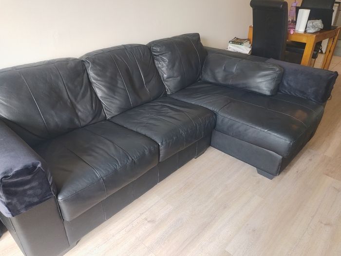 FREE 3-Seater L-Shaped Black Sofa