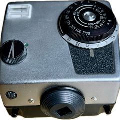 Pentacon Six TTL meter prism finder