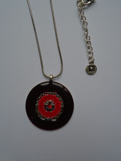 Ikita pendant, Jewellery, Gift. Necklace