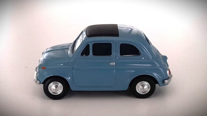 Diecast Model Fiat 500 F Berlina - del Prado Car Collection 1:43