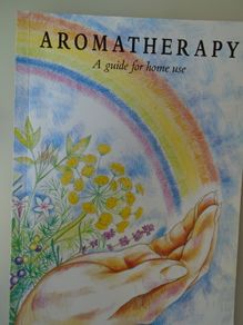 Aromatherapy.A guide for home use.Paperback book, Non fiction