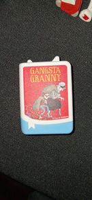 tonie - gangster granny