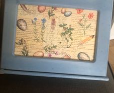 key  holder /organizer