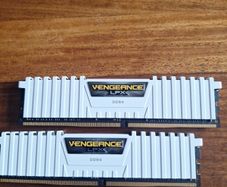 Vengeance Lpx Ddr4  2 X 16 Gb 3200 Mhz, Ver 5.32