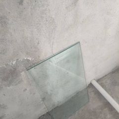 One piece of tempered glass dimensions 60 34 cm