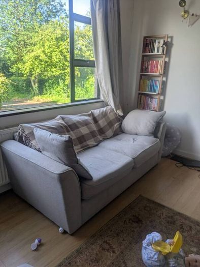 2 matching couches