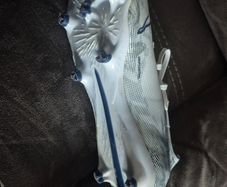 puma football boots size 9