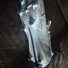 puma football boots size 9