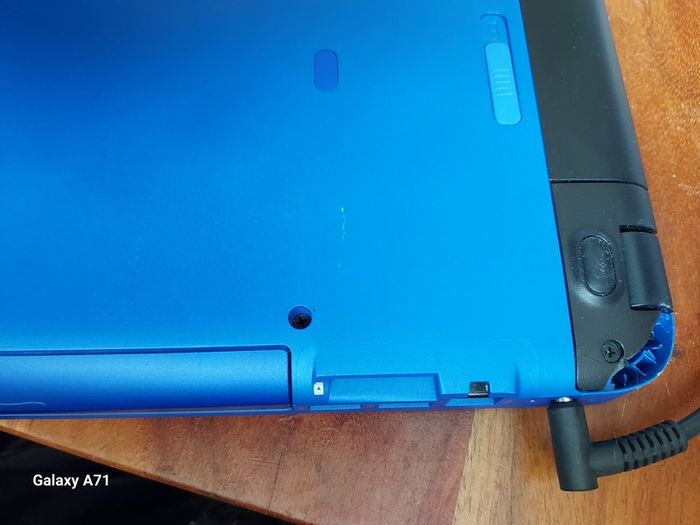 HP Pavilion 15.6 inch Laptop, Blue, Intel Core i3-5157U, 2.5GHz, 8GB Ram, 1 Terrabyte HDD, Windows 10, Microsoft Edge, Opera, Firefox, avast, VLC