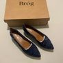 Brog - Shauna - Pump Navy Applique Image 2
