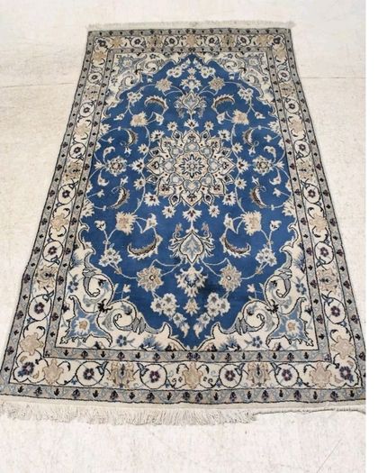 Hand knotted Persian wool rug