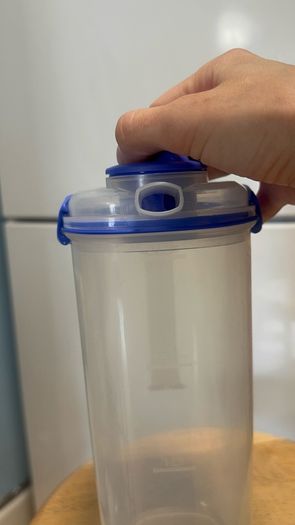 Plastic 2L Jug "Sistema"