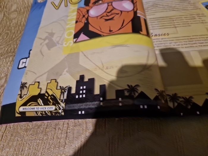 Grand theft auto Vice City official strategy guide