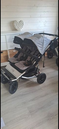 Mountain Buggy Duet (Twin Buggy)