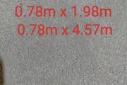 carpet 1.6m x 2.32m plus runners