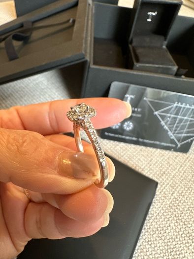 Tolkowsky 18ct White Gold Diamond Halo Ring