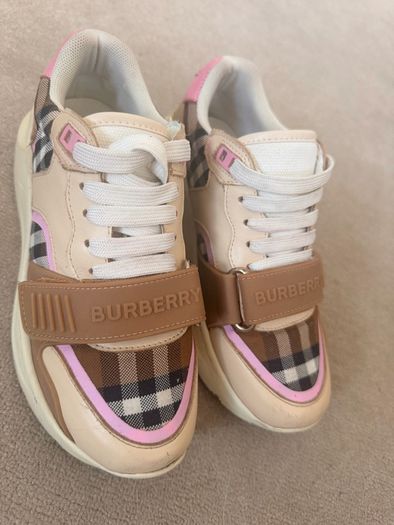 womens trainers