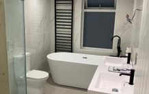 Tiling services/Tiler on duty/Full bathroom renovation/polish contractor
