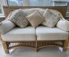 Wicker sofa & table