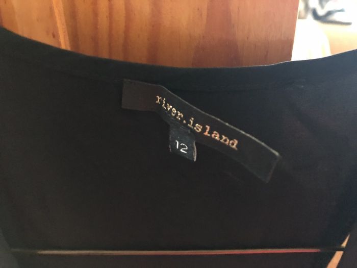 River island size 12 top