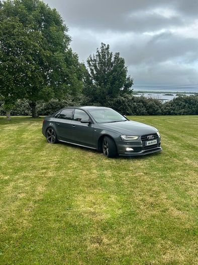 Audi A4 S-Line Black Edition
