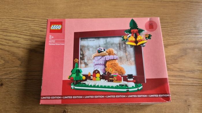 LEGO Creator Christmas Picture Frame 40702