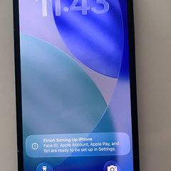 iPhone 13 128gb Brand new condition, unlocked. Battery 100%