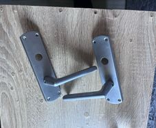 7 Door Handles