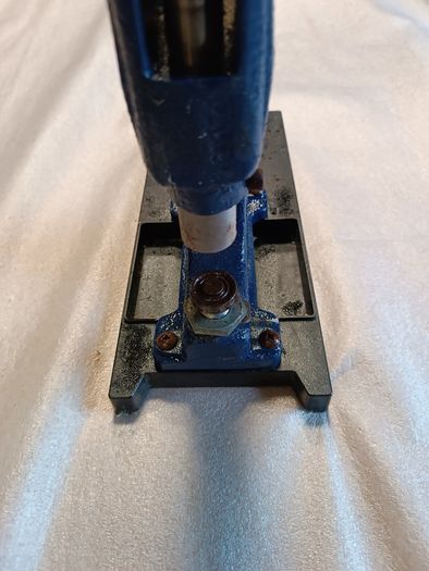 2x Manual Eyepress