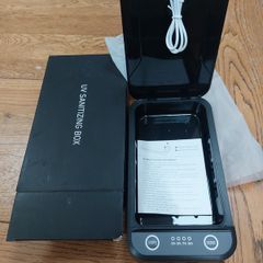 UV sanitizing box