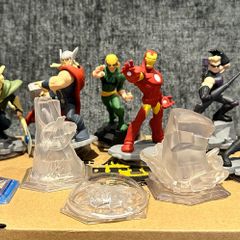 Disney Infinity Figures & Playset