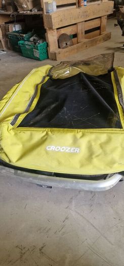 2 seat bike  trailer    Croozer
