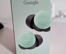 Google Pixel buds Pro 2 brand new. Green colour