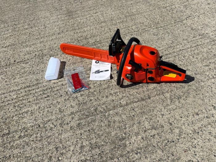 Brand New 52cc Chainsaw