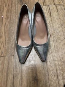 low heels metallic gold