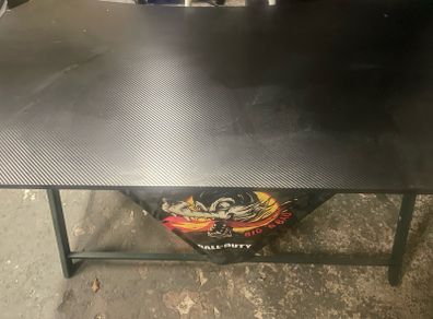 Call of Duty Desk