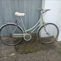 Vintage BSA Step -Through Ladies Bicycle - Classic Urban Cruiser