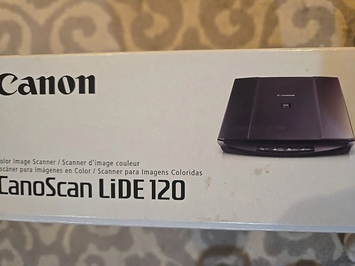 Canon CanoScan LiDE 120 Color Advanced Image Photo Document Scanner (New In Box)